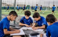 أكاديميات الناشئين تركز على التعليم إلى جانب الموهبة