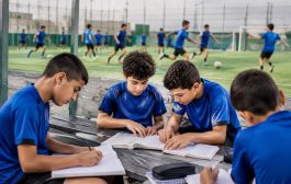 أكاديميات الناشئين تركز على التعليم إلى جانب الموهبة